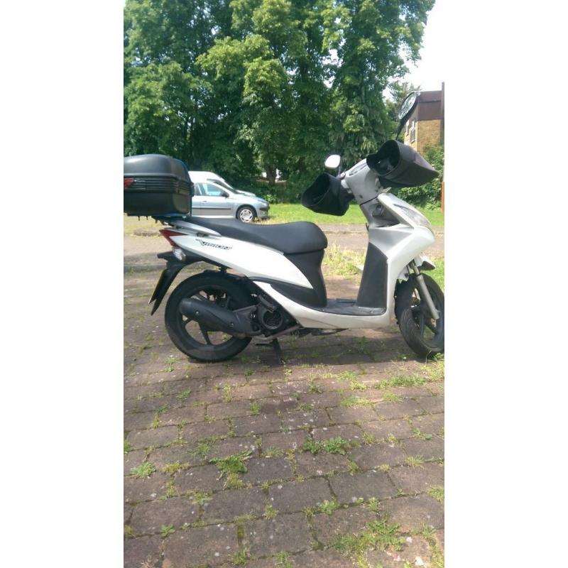 HONDA vision 110 spares/repairs no sh,ps,delyn,yamaha,vity,delight,piaggio,vespa.