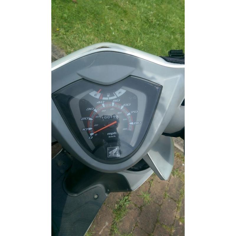 HONDA vision 110 spares/repairs no sh,ps,delyn,yamaha,vity,delight,piaggio,vespa.