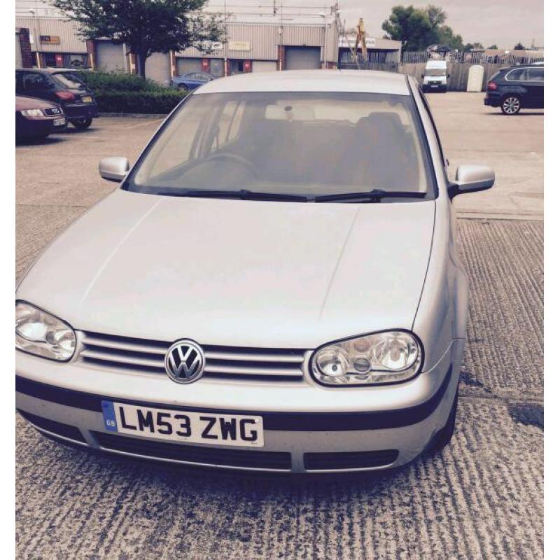 Volkswagen GOLF 1.6 Excellent condition Automatic