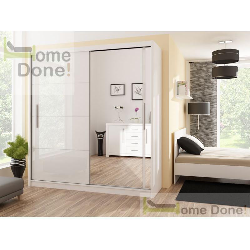 **7-DAY MONEY BACK GUARANTEE**- Victor High Gloss Sliding Door Wardrobe in Black / White -BRAND NEW!