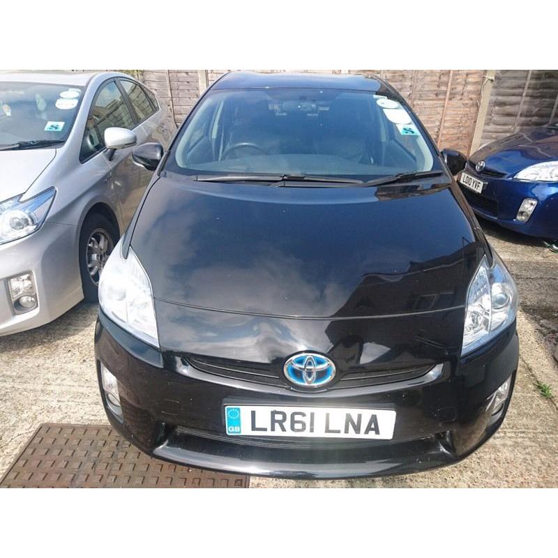 2011 Toyota Prius 1.8 still PCO till oct, UK car not import.