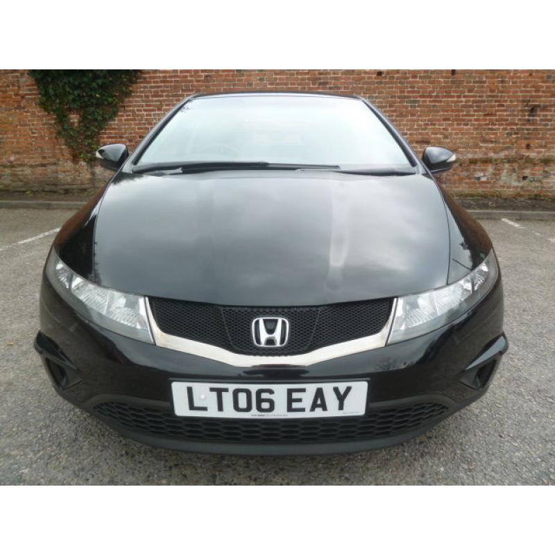 EXCELENT! Honda Civic 1.8 i VTEC SE 5dr. FULL LEATHER INTERIOR, 11monthMOT. 11monthWARRANTY. LOW Mi