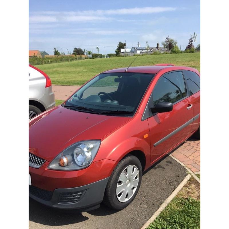 ford fiesta studio 2007 3dr red excellent condition with mot