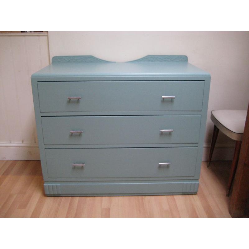 Lovely Vintage Art Deco Chest of Drawers - Professionally painted in Farrow & Ball Eggshell