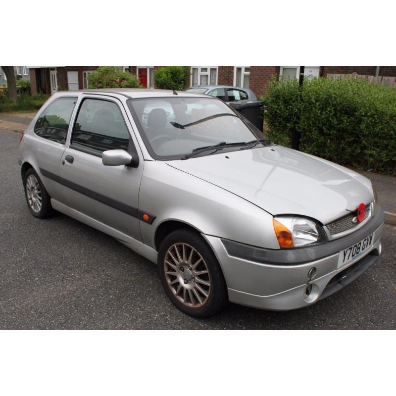 2001 Ford Fiesta 1.6 Zetec S ** NO MOT ** PROJECT CAR ** For Spares Or Parts **