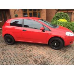 Fiat Grande Punto 1.4 3dr Ideal first car with low insurance