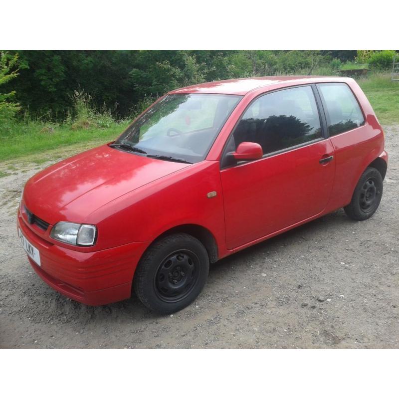 seat arosa 1.0 with private plate k7 lky