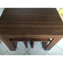 Stylish modern Walnut Kitchen table & 4 chairs