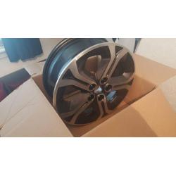 Set of 4 brand new 17 inch alloys