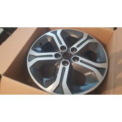 Set of 4 brand new 17 inch alloys