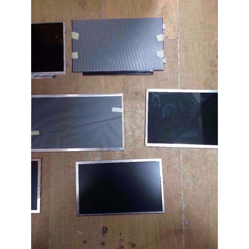 Laptop LCD`s 10.1 Inch (Slim) LCD x3 / 10.1 Inch LCD x2 / 8.9 Inch LCD x2 (NEW & REFURBISH)