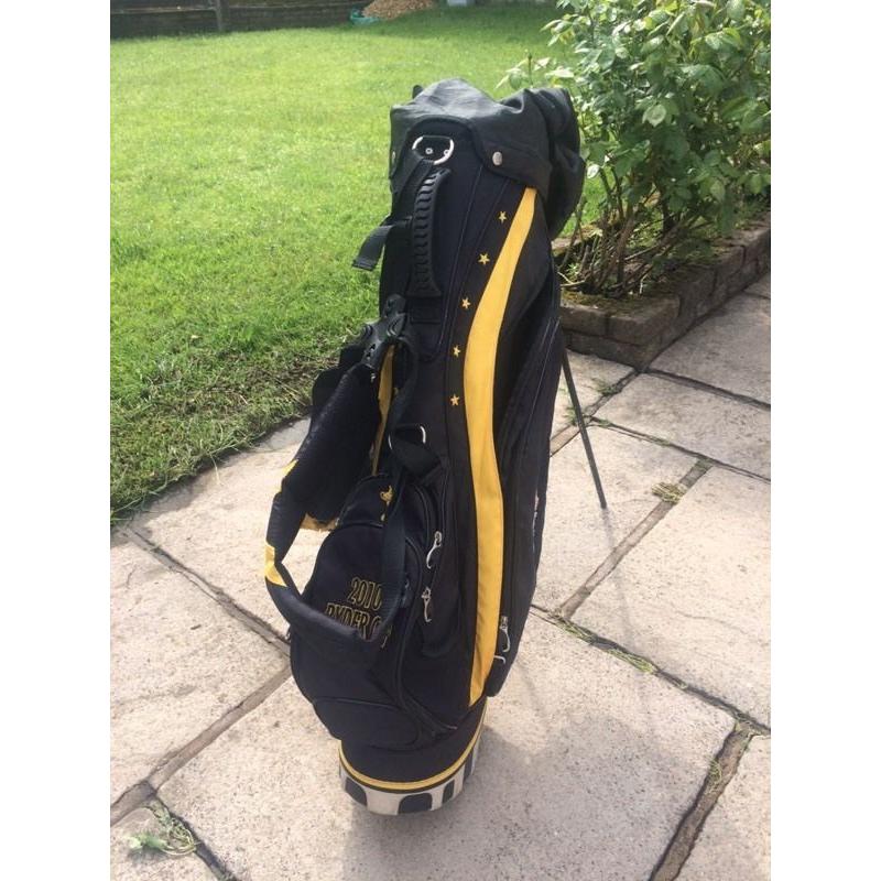 Stand golf bag