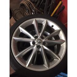 Genuine 5x108 Jaguar 19" alloys with good tyres