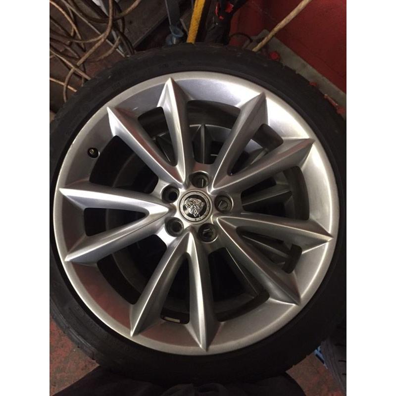 Genuine 5x108 Jaguar 19" alloys with good tyres