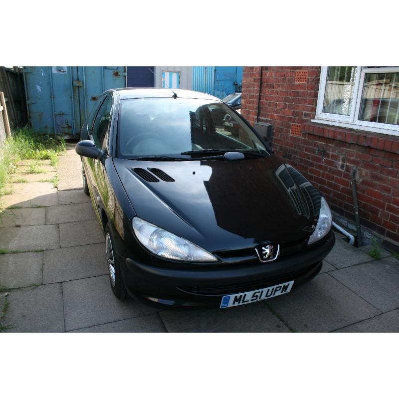 2001 Peugeot 206 1.1 LX petrol, black, 3 door hatchback. Long mot until May 2017