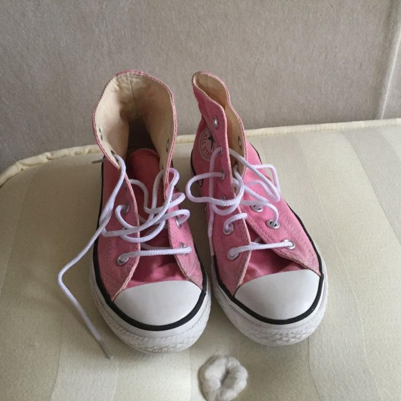 SIZE 11 CONVERSE