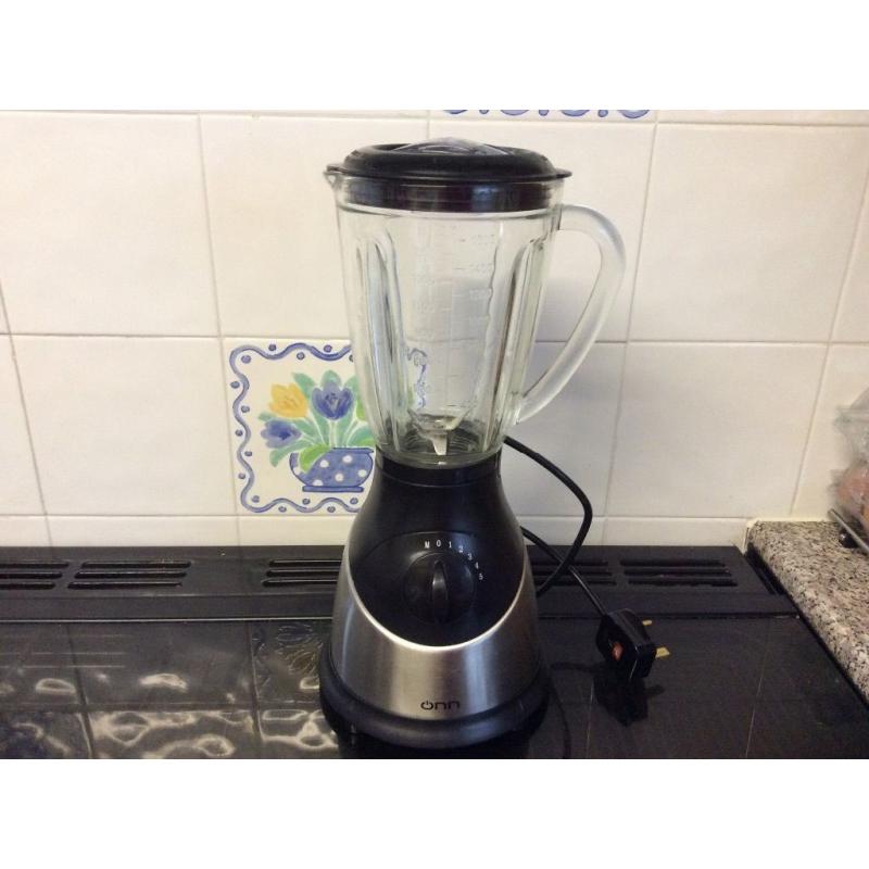 Electric food blender, great for smoothies and soups etc, excellent condition