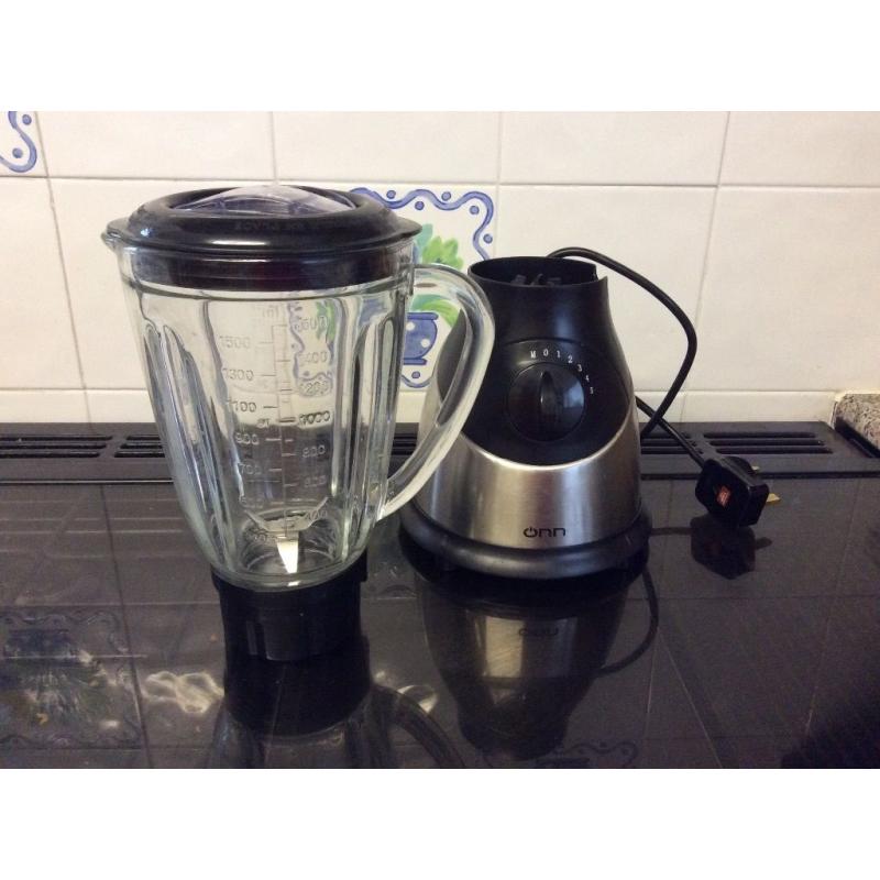 Electric food blender, great for smoothies and soups etc, excellent condition