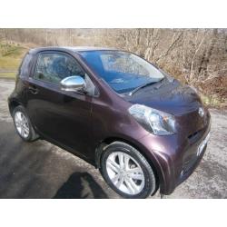 Toyota IQ 1.3 Dual VVT-I 3