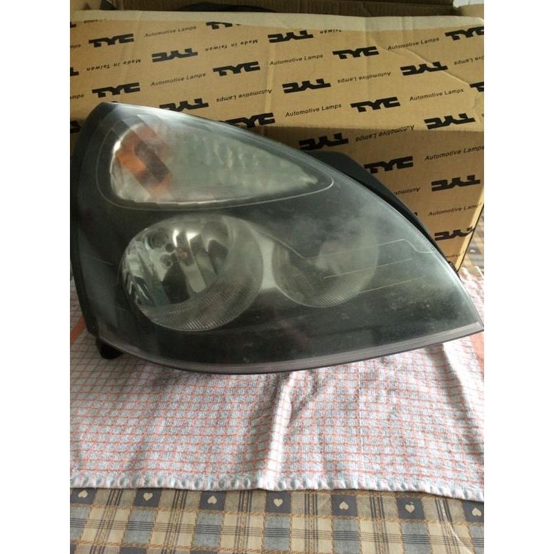 Clio headlight