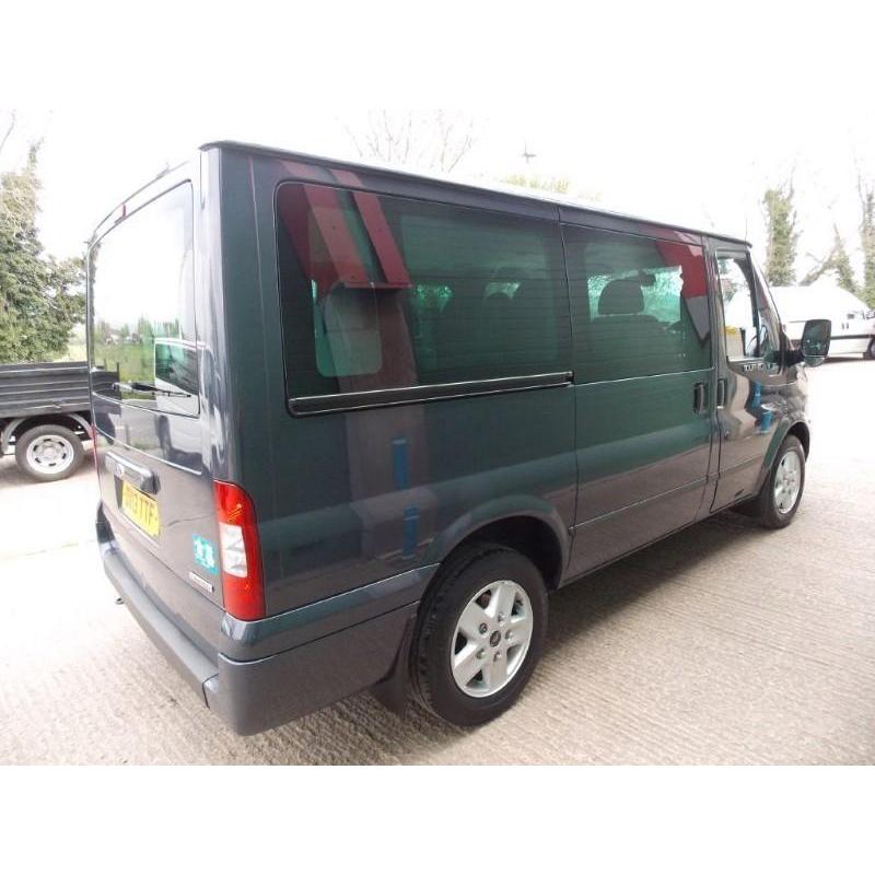 Ford Transit 300 Tourneo Limited 9 Seat Minibus.