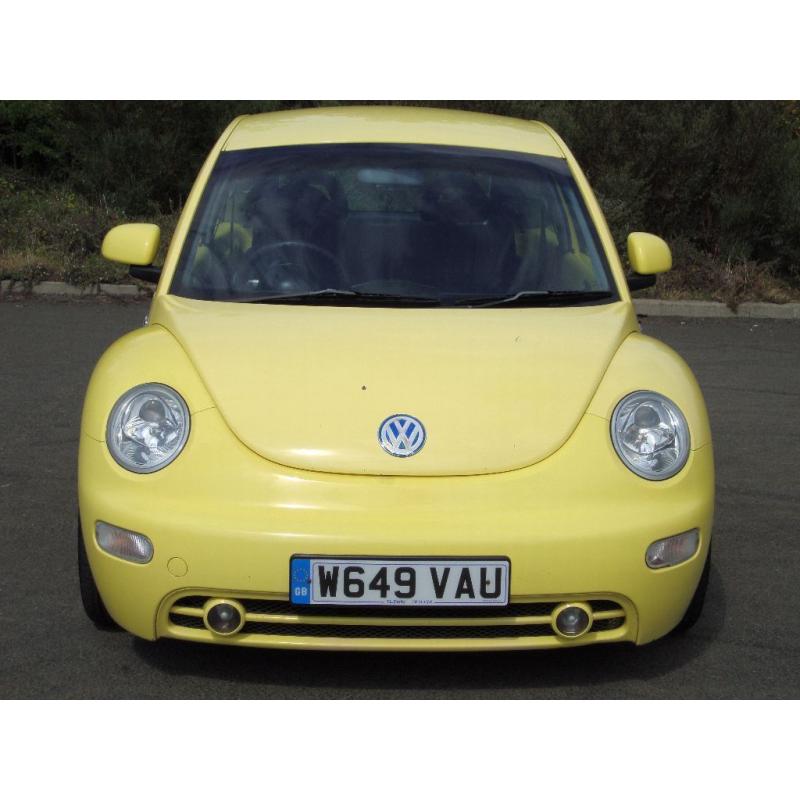 VOLKSWAGEN BEETLE 2.0 PETROL MANUAL COME WITH ONE YEAR MOT