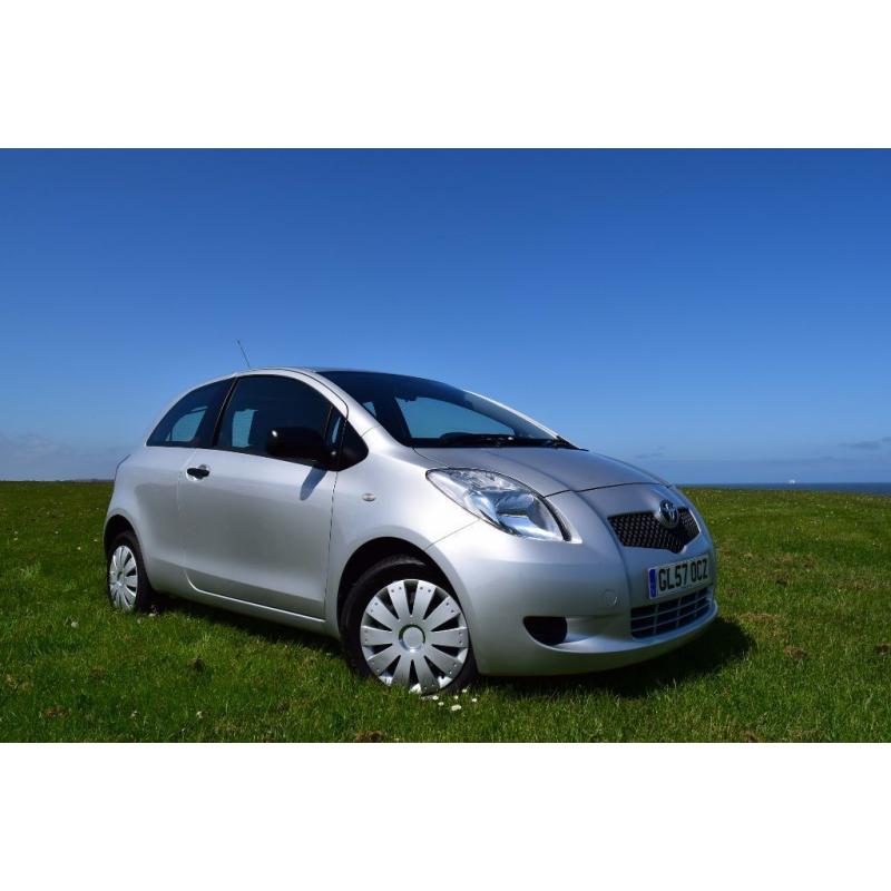 Toyota Yaris 1.0 VVT-i T2, GREAT CAR, 6 MONTHS, WARRANTY & AA COVER, 57 MPG, CHEAP TAX & INSURANCE.