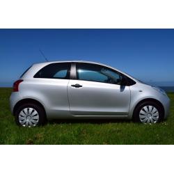 Toyota Yaris 1.0 VVT-i T2, GREAT CAR, 6 MONTHS, WARRANTY & AA COVER, 57 MPG, CHEAP TAX & INSURANCE.