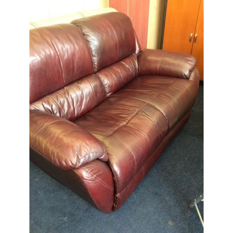 Harvey's 2 seater leather sofa