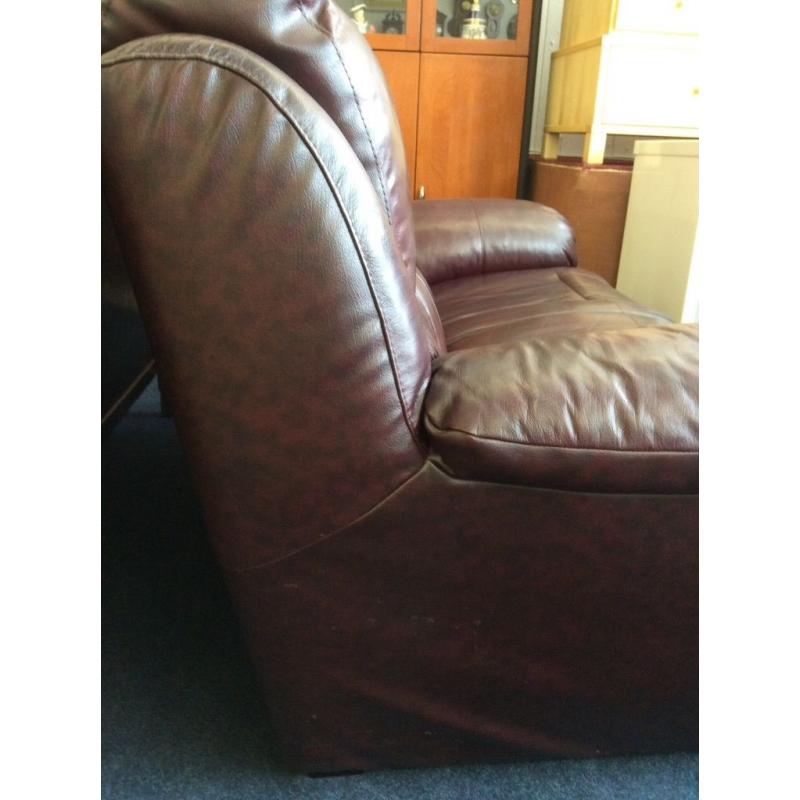 Harvey's 2 seater leather sofa