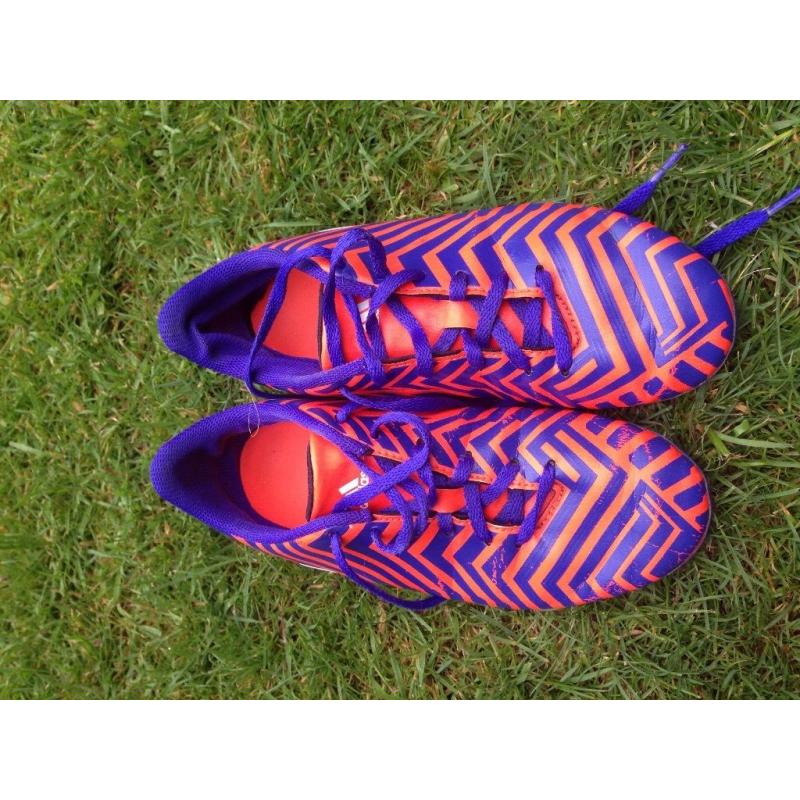 Adidas predito football blade boots size 4