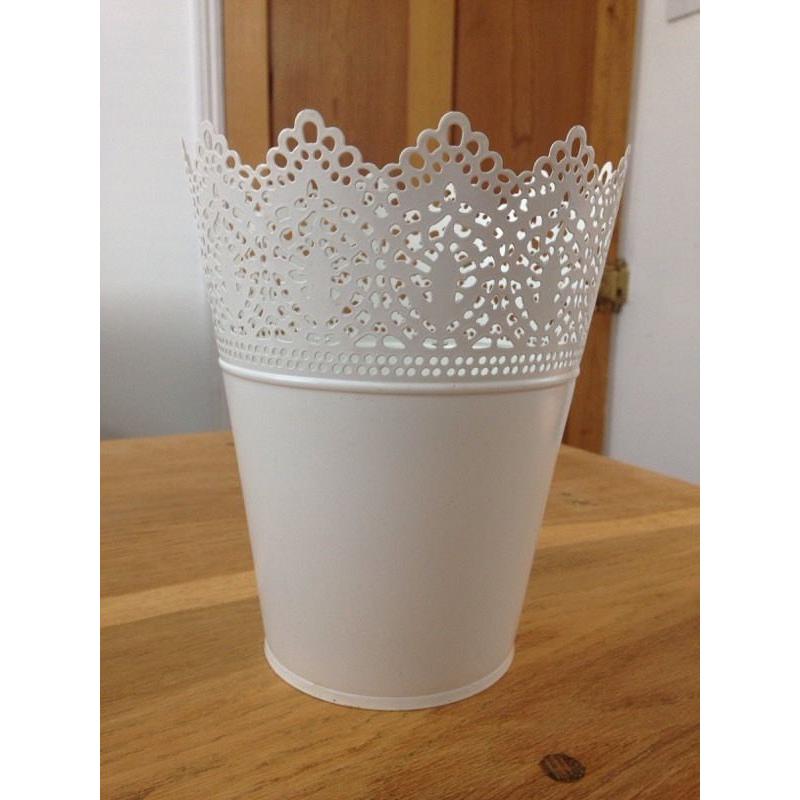 White metal plant pot - 15 available