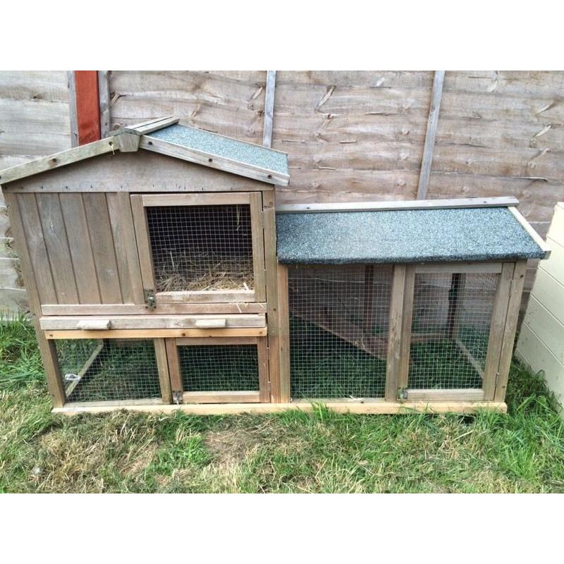 Rabbit or Guinea Pig Outdoor Hutch