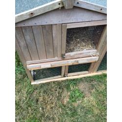 Rabbit or Guinea Pig Outdoor Hutch