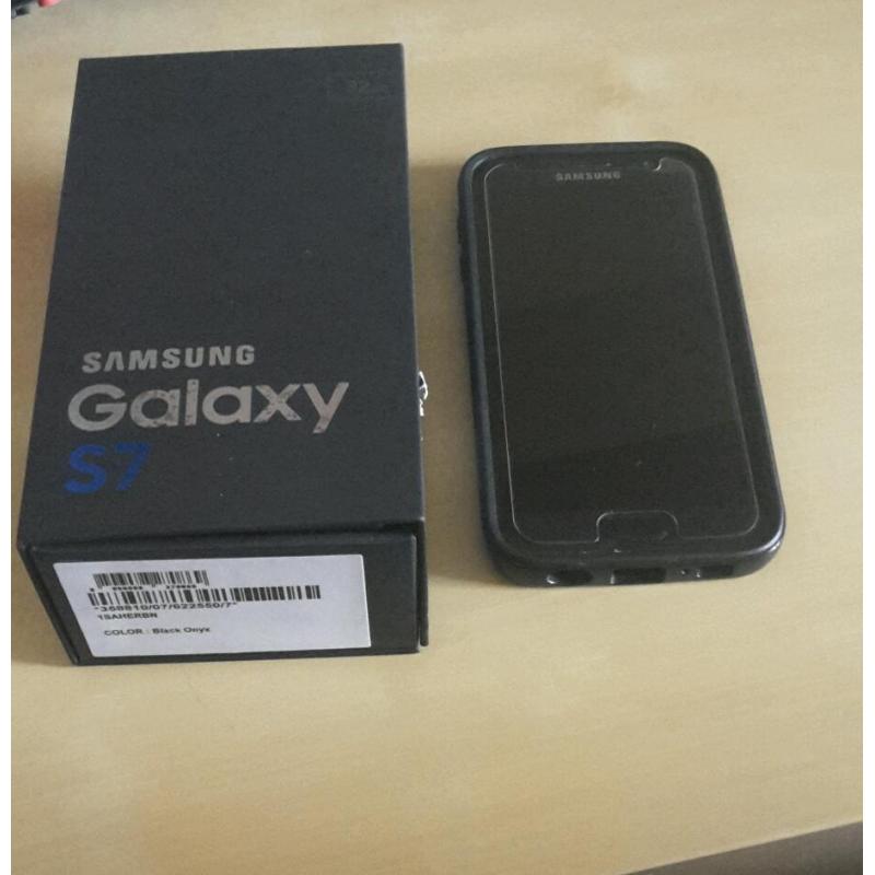 Samsung Galaxy s7 32gb black onyx open to all networks.