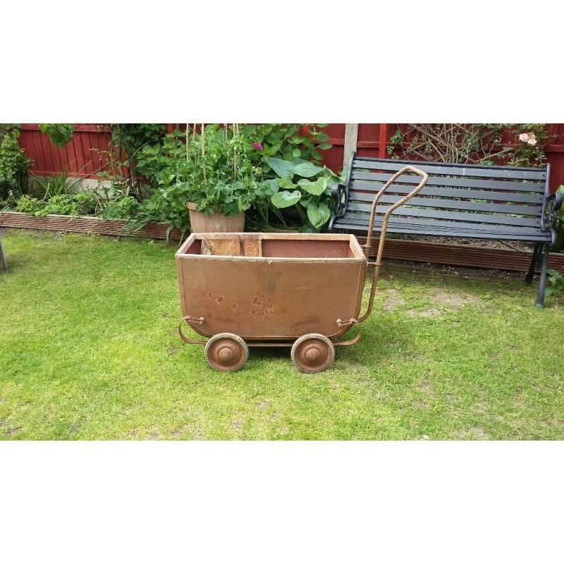 French pram 1910 ideal for garden or home