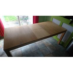 Extendable Oak Veneer dining table to seat 6 -8 people