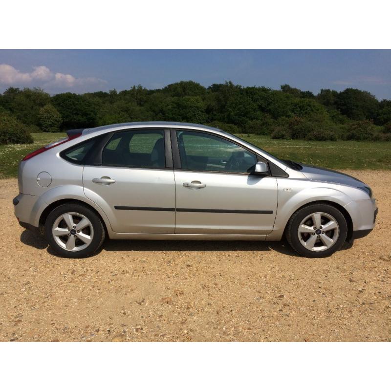 Ford Focus 1.6 Zetec Climate 5dr. 1 Year MOT, good driveNew car forces sale!!!