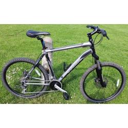 TREK ALPHA 4 SERIES MOUNTAIN BIKE..21" FRAME..26" WHEELS..DISC BRAKES.. ..READY TO RIDE..220 ONO