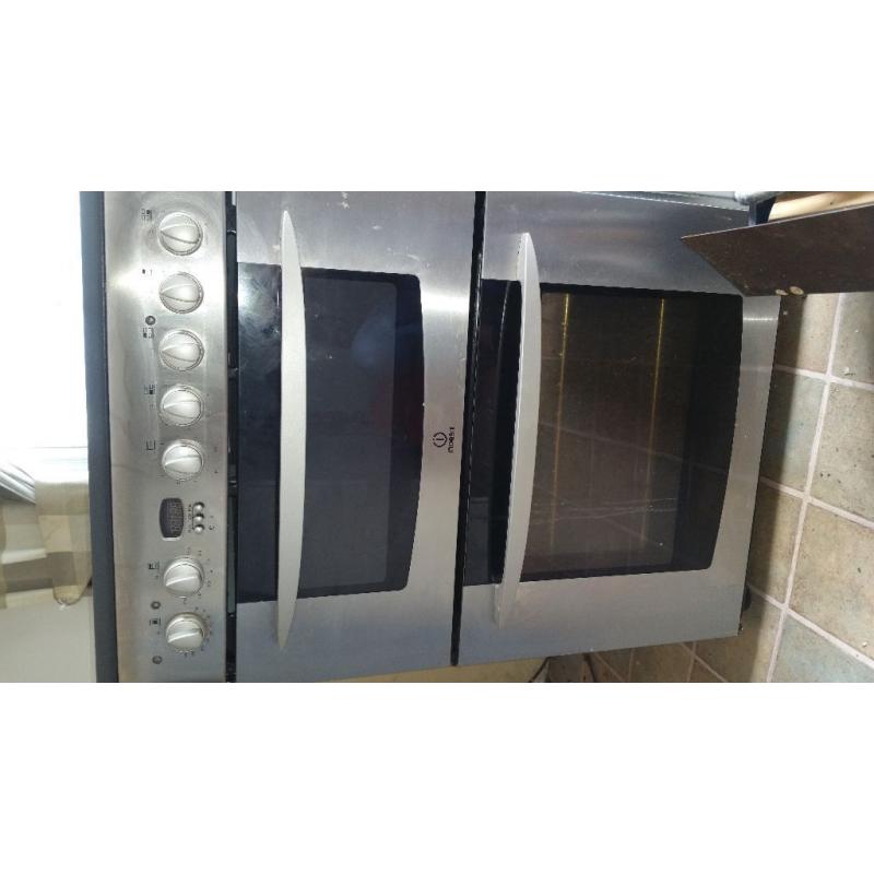 Oven and hob in good working order