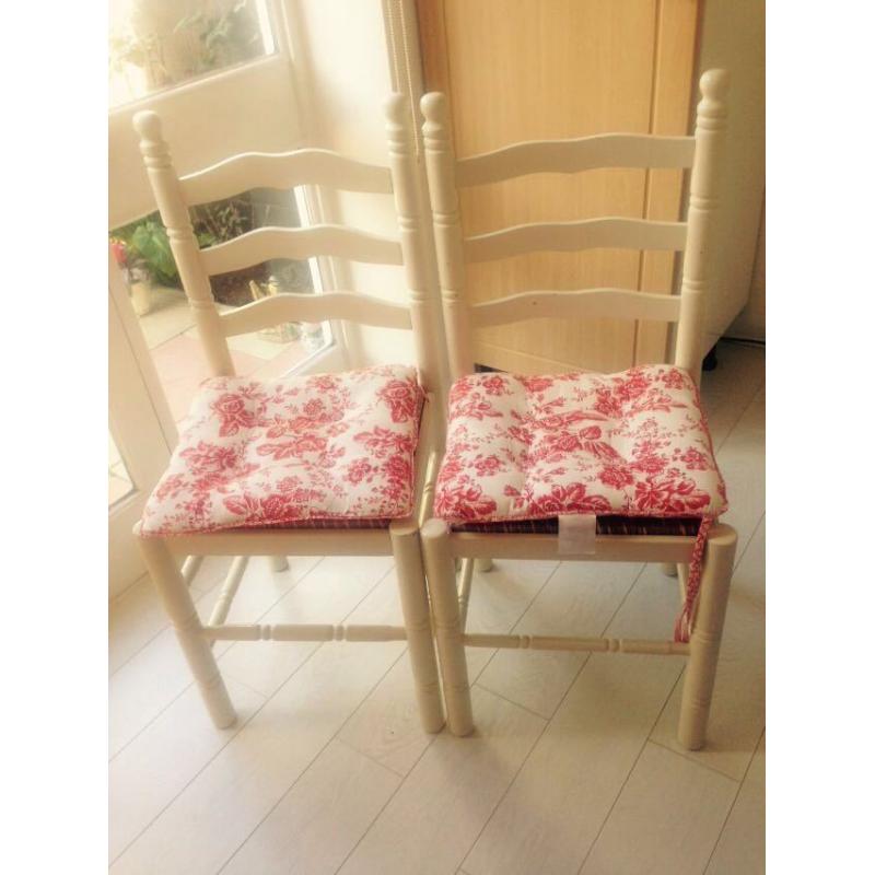 White Shabby Chic Dining Table