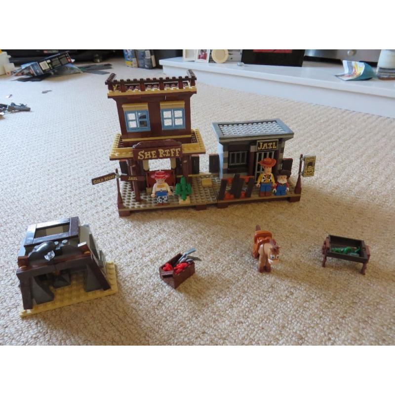 Lego Toy Story 7594 Woody's Roundup