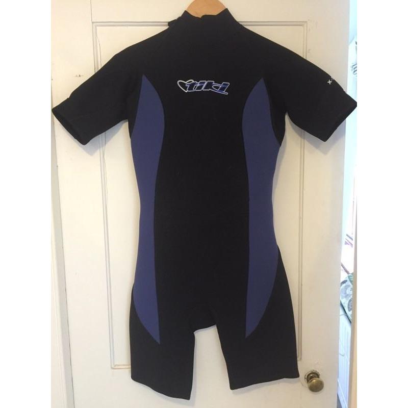 Ladies Wet Suit Size 12