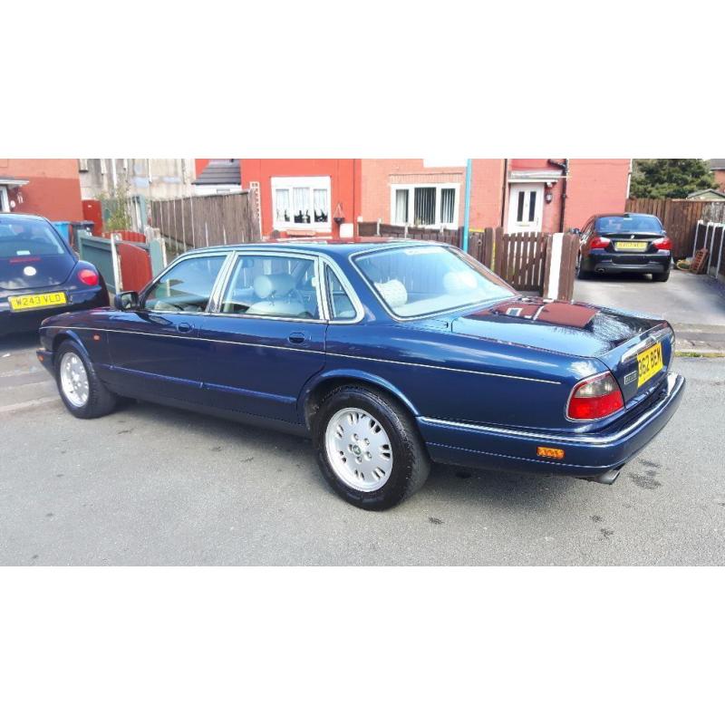 Jaguar XJ6 3.2 sovereign, very low mileage 10 months mot ,px welcome 3 DAYS FREE INSURANCE