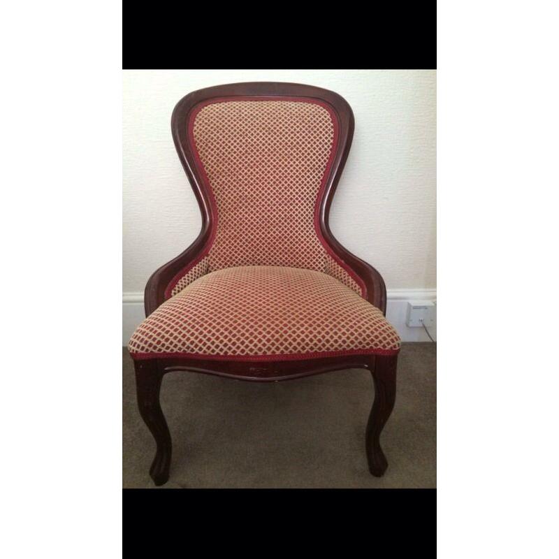 Beautiful vintage mahogany upholstered chair