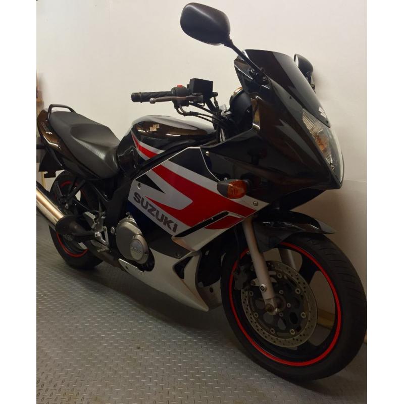 2006 Suzuki GS500F Suited to A2 Licence ****ONLY 7000 MILES FROM NEW!!!!!****