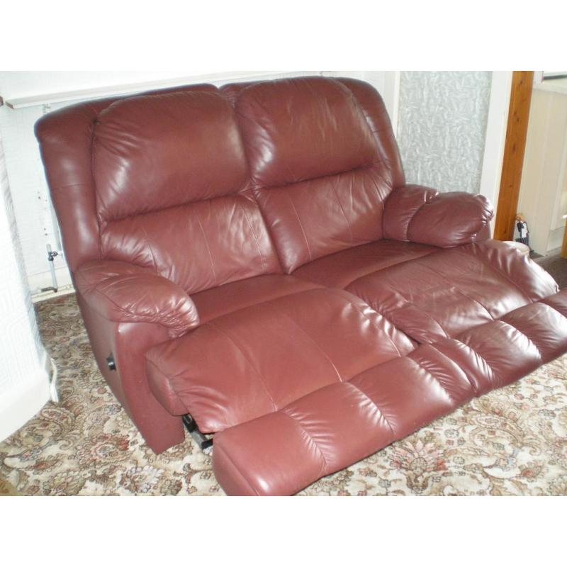 LEATHER RECLINING SETTEES