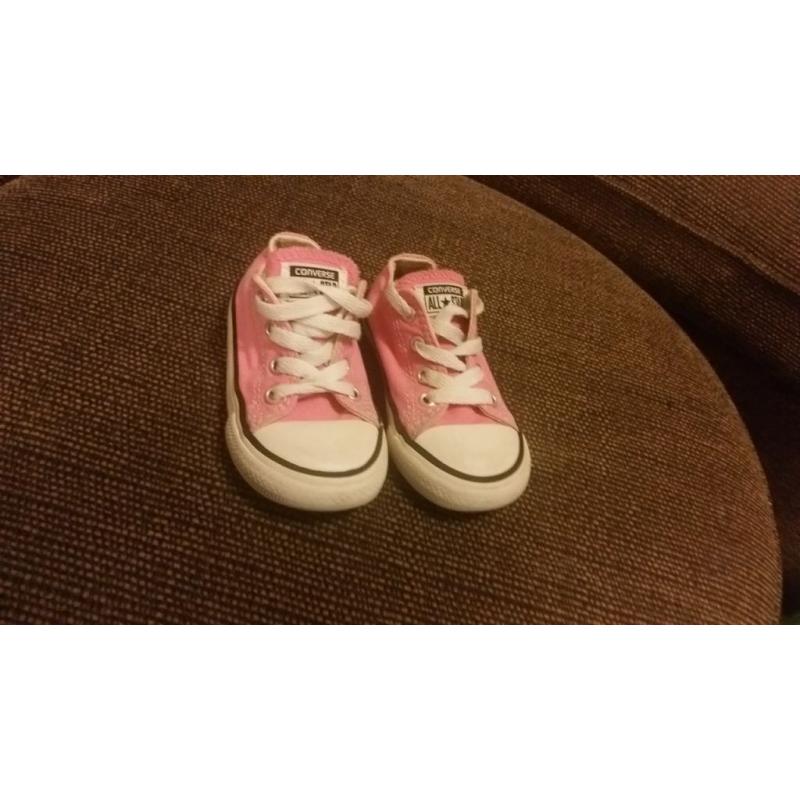 Girls pink converse size infant 6