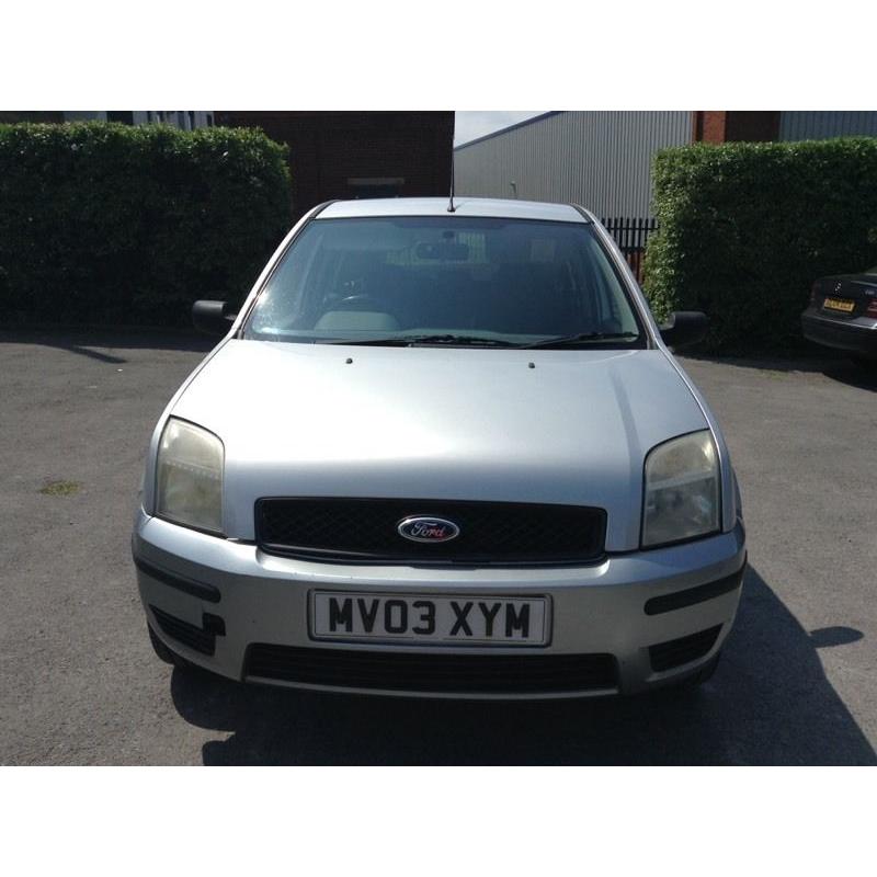 2003 Ford Fusion 1.4 aircon service history 7 months mot bargain