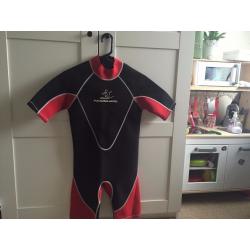 A pair of Hammerhead shorties wetsuit for 8-10 years old ......Excellent condition